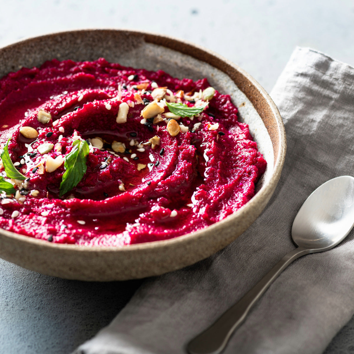 beet crystal hummus